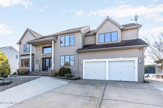 20 Dune Drive, Bayville, NJ 08721