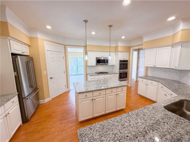 1255 Bookhout Drive, Cumming, GA 30041