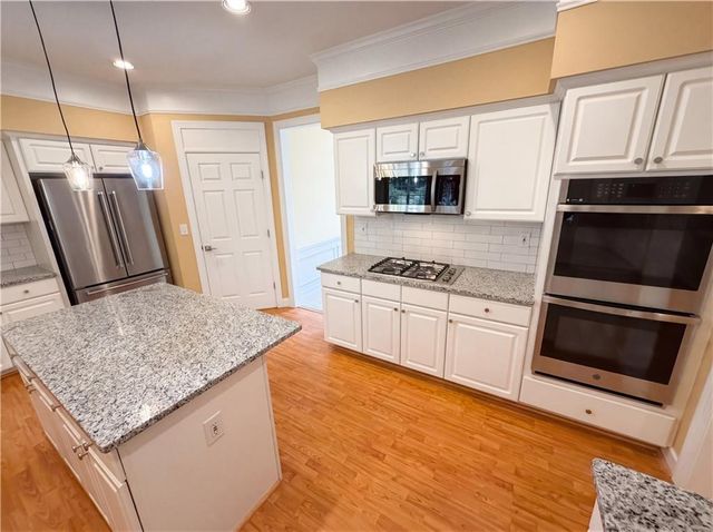 1255 Bookhout Drive, Cumming, GA 30041