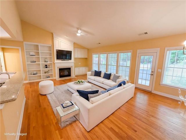 1255 Bookhout Drive, Cumming, GA 30041