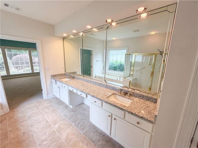 1255 Bookhout Drive, Cumming, GA 30041