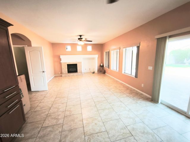 42914 N HUDSON Court, Anthem, AZ 85086