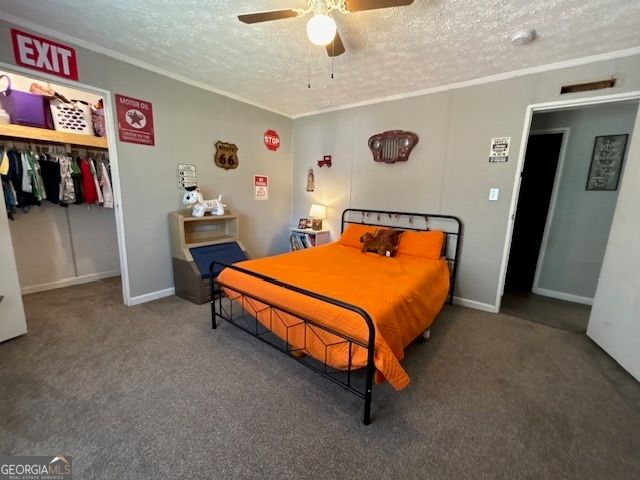 488 Lake Cir, Newnan, GA 30263