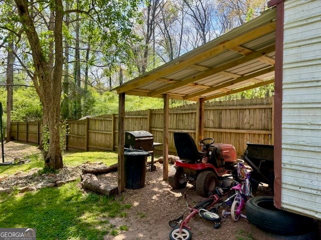 488 Lake Cir, Newnan, GA 30263