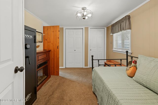 2 Woodruff Road, New Egypt, NJ 08533