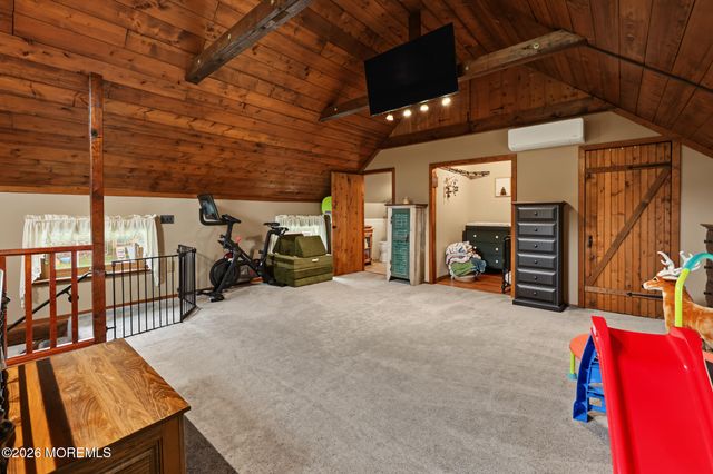 2 Woodruff Road, New Egypt, NJ 08533