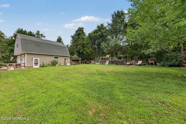 2 Woodruff Road, New Egypt, NJ 08533