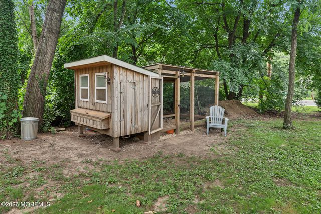 2 Woodruff Road, New Egypt, NJ 08533