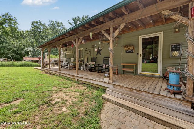 2 Woodruff Road, New Egypt, NJ 08533
