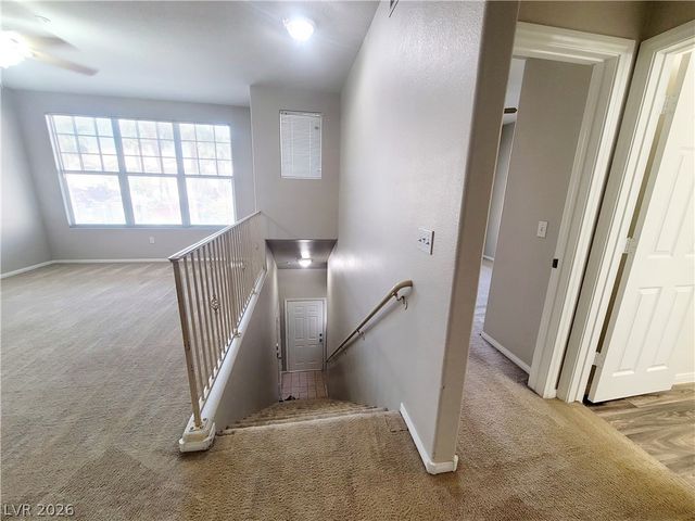 5855 Valley Drive 2004, North Las Vegas, NV 89031