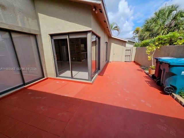 6706 SW 152nd Ct 50-06, Miami, FL 33193