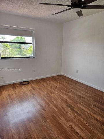 6706 SW 152nd Ct 50-06, Miami, FL 33193