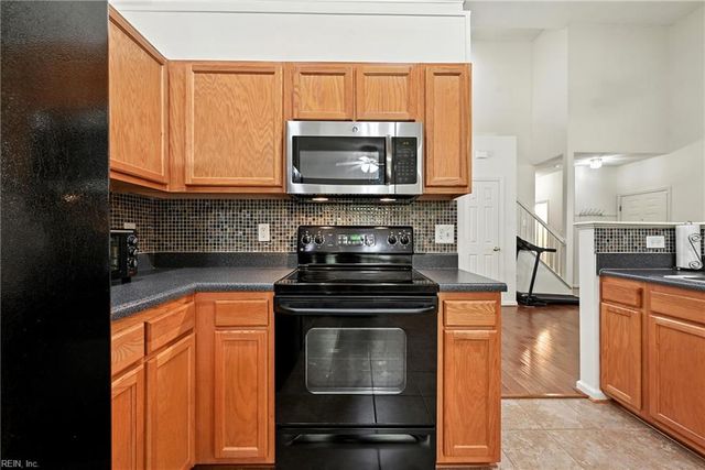 610 Holmes BLVD, Yorktown, VA 23692