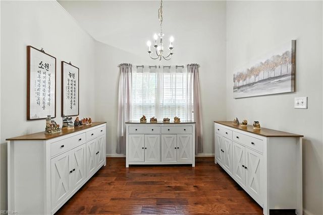 610 Holmes BLVD, Yorktown, VA 23692