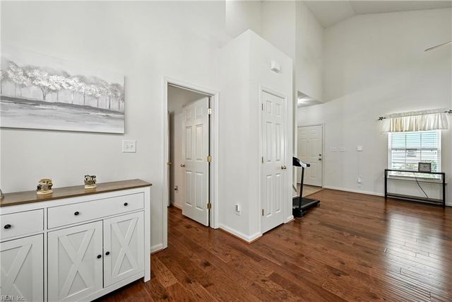 610 Holmes BLVD, Yorktown, VA 23692