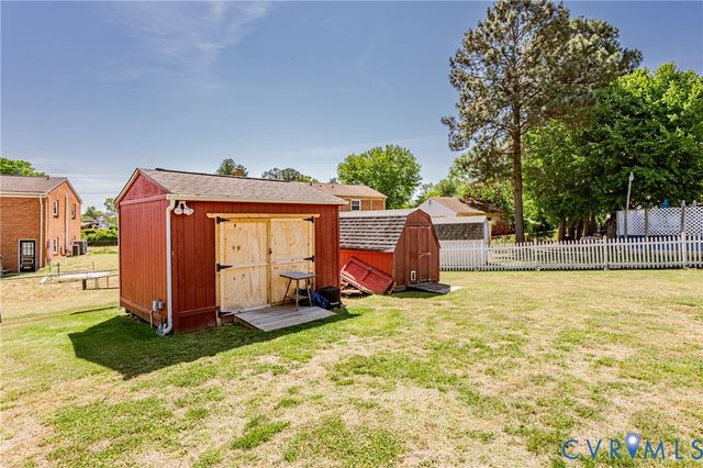 8004 Arnoka Rd, Mechanicsville, VA 23111