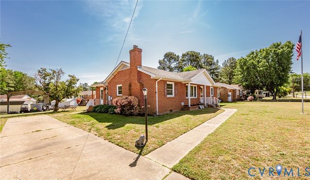 8004 Arnoka Rd, Mechanicsville, VA 23111