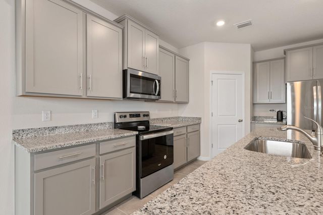 520 158TH STREET E, Bradenton, FL 34212
