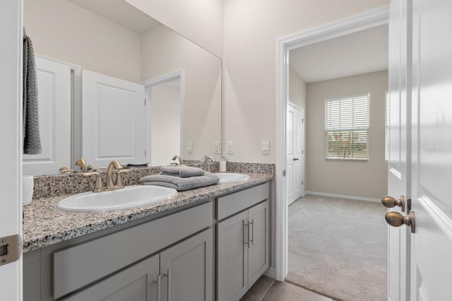 520 158TH STREET E, Bradenton, FL 34212