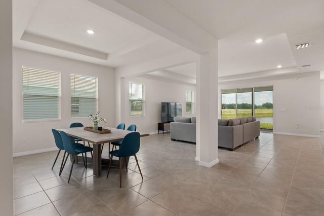 520 158TH STREET E, Bradenton, FL 34212