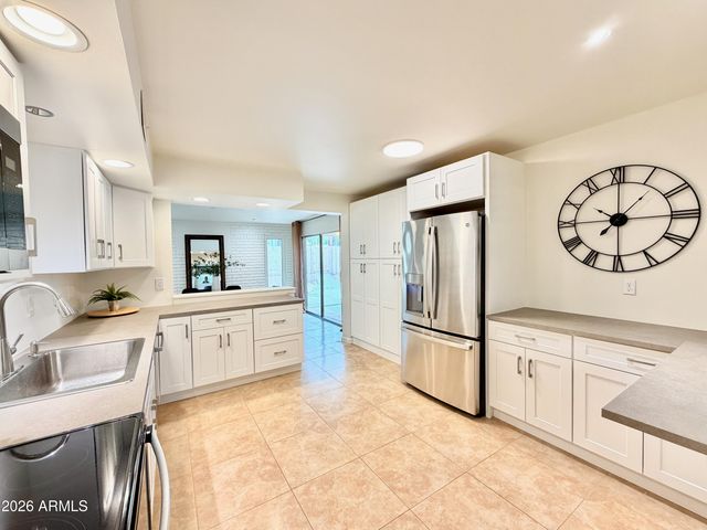 267 W HILLSIDE Street, Mesa, AZ 85201