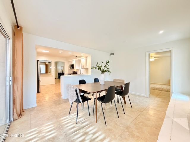 267 W HILLSIDE Street, Mesa, AZ 85201