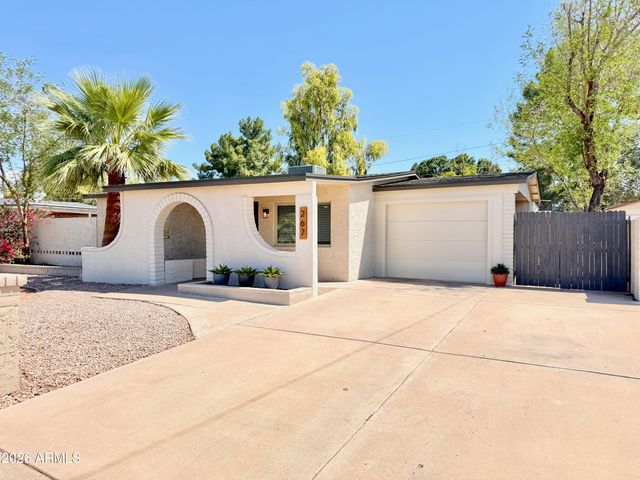 267 W HILLSIDE Street, Mesa, AZ 85201