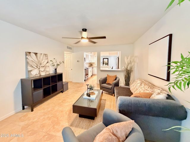 267 W HILLSIDE Street, Mesa, AZ 85201