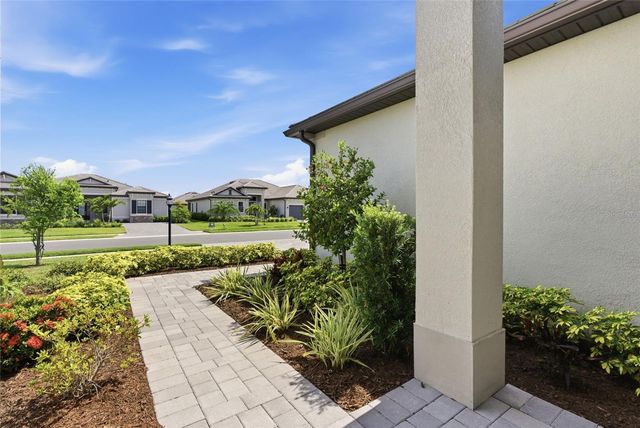 15909 TRADEWIND TERRACE, Lakewood Ranch, FL 34211