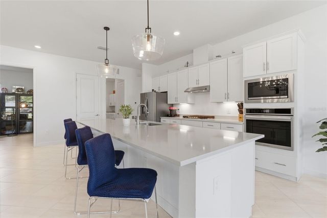 15909 TRADEWIND TERRACE, Lakewood Ranch, FL 34211