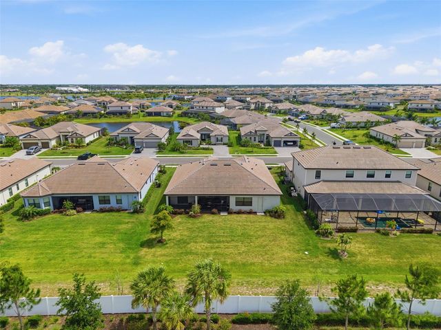 15909 TRADEWIND TERRACE, Lakewood Ranch, FL 34211