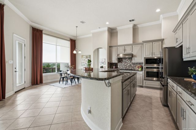 1522 Sun Mtn, San Antonio, TX 78258