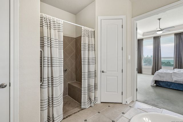 1522 Sun Mtn, San Antonio, TX 78258