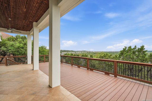 1522 Sun Mtn, San Antonio, TX 78258