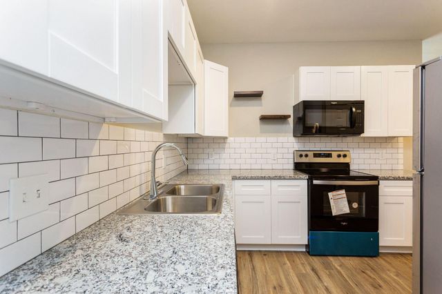 10317 Lake Road Road 1B, Houston, TX 77070