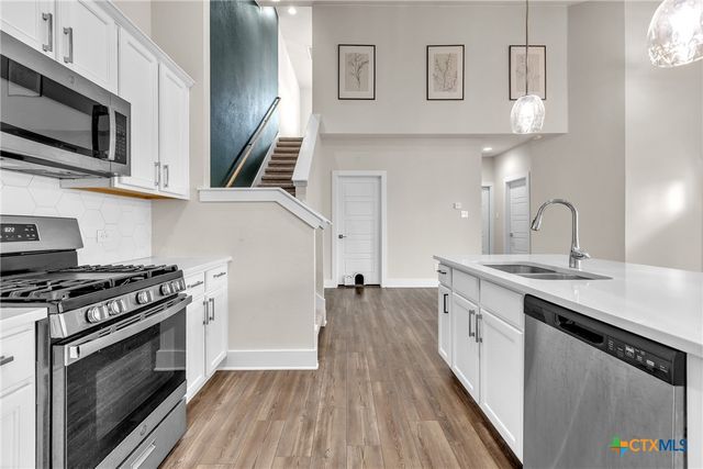 154 Elisha Drive, Liberty Hill, TX 78642