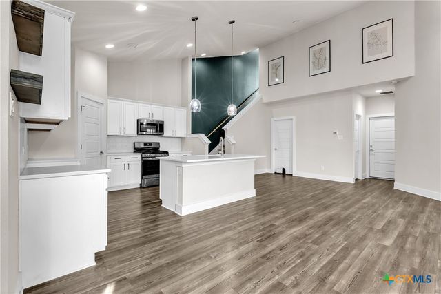 154 Elisha Drive, Liberty Hill, TX 78642