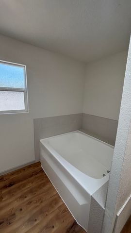 1804 Miracerros Place NE, Albuquerque, NM 87106