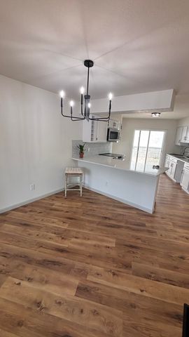 1804 Miracerros Place NE, Albuquerque, NM 87106