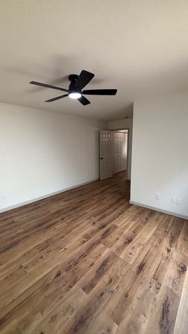 1804 Miracerros Place NE, Albuquerque, NM 87106