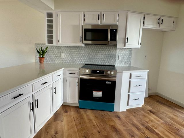 1804 Miracerros Place NE, Albuquerque, NM 87106