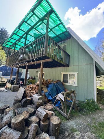 19911 State Route 165 E, Carbonado, WA 98323