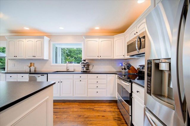 99 Meadowood Road, Montgomery, NY 12549