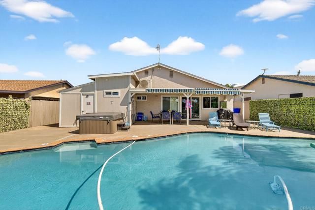 11168 Acaso Way, San Diego, CA 92126