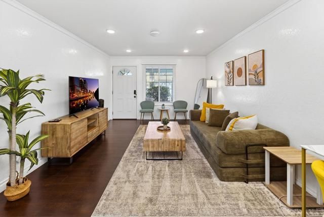 11168 Acaso Way, San Diego, CA 92126