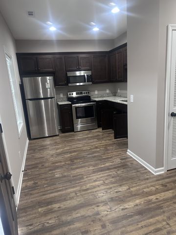 121 McDale Rd Apt 307, Shelbyville, TN 37160