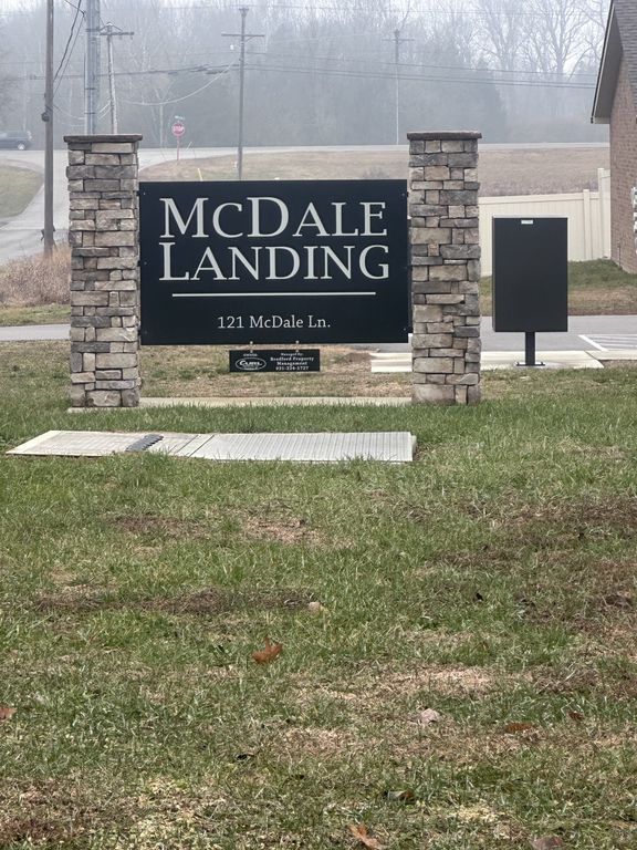 121 McDale Rd Apt 307, Shelbyville, TN 37160