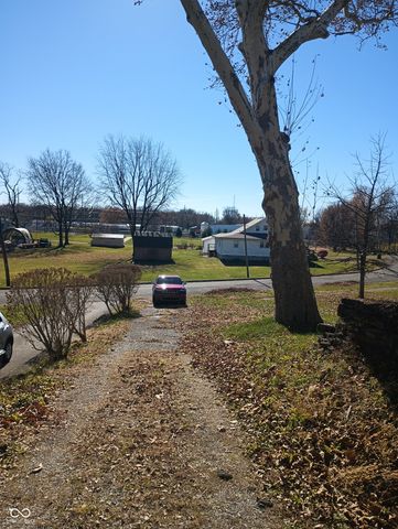 316 E 5th Street, Rushville, IN 46173