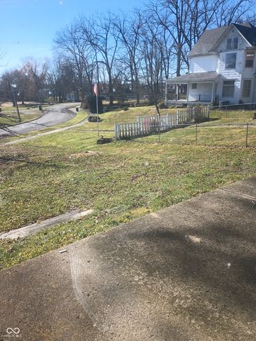 316 E 5th Street, Rushville, IN 46173