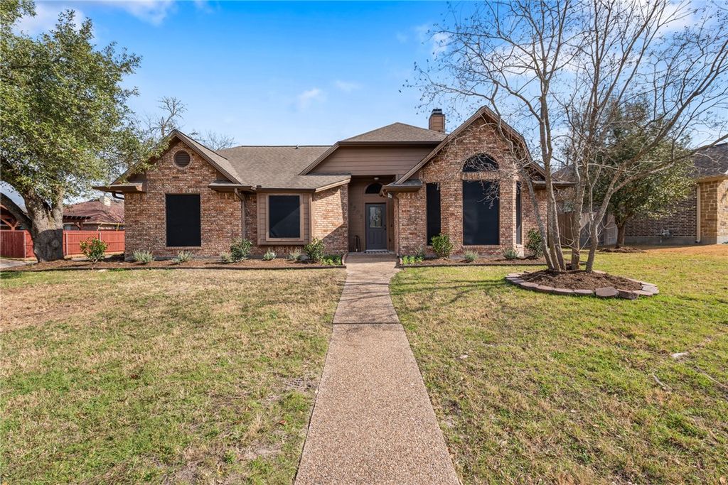 4505 Kensington, Bryan, TX 77802